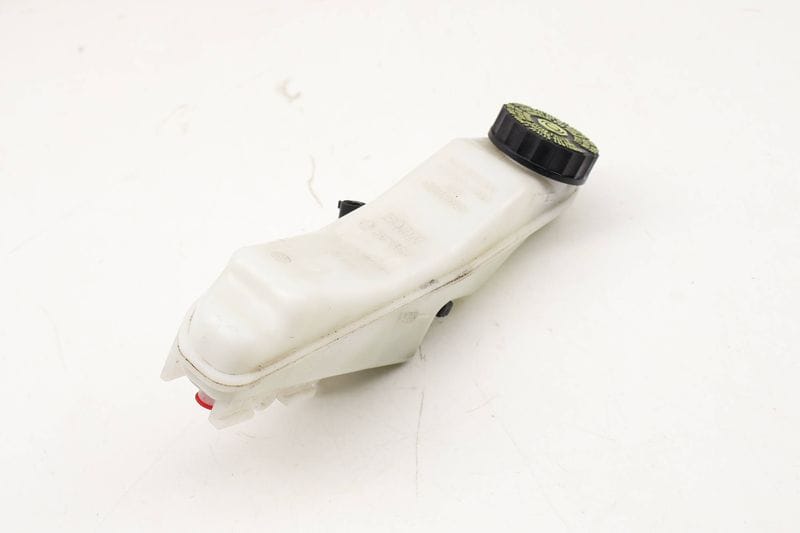 Brake Fluid Reservoir / Tank 34336858915 — Used (SKU 612732)