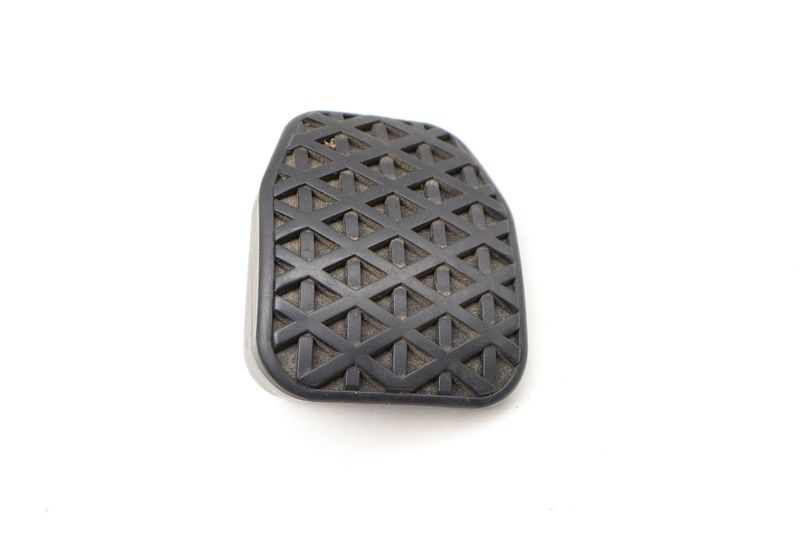 Brake Pedal Pad 35211160422 — Used (SKU 612412)