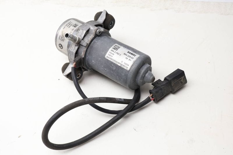 Brake Vacuum Pump 34336857405 — Used (SKU 628314)