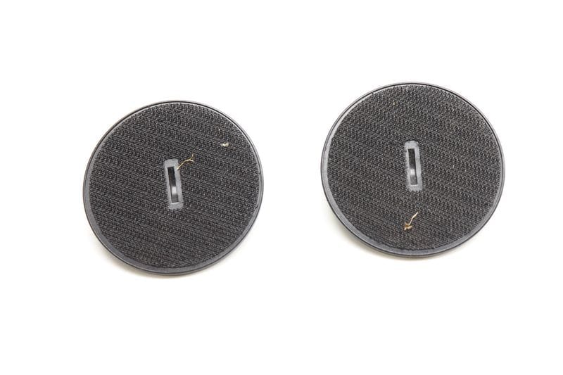 Carpet Floor Mat Fastener / Mount Set (2) 07149166609 — Used (SKU 572163)