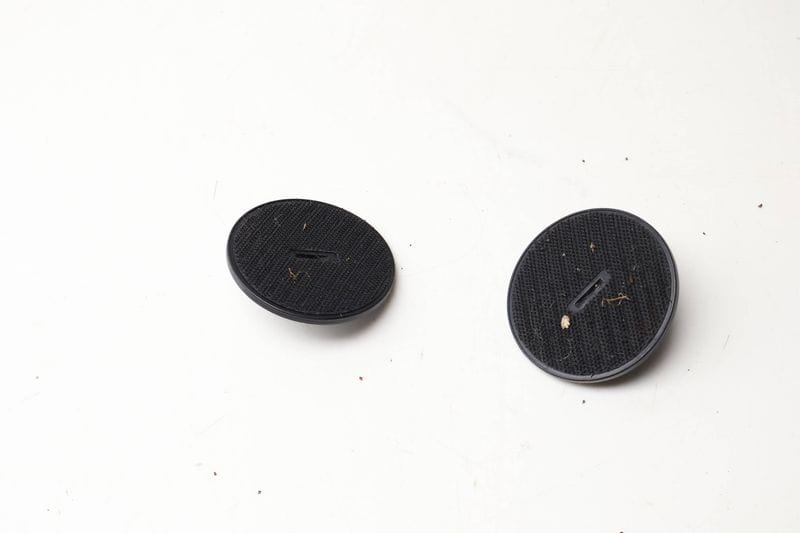 Carpet Floor Mat Fastener / Mount Set (2) 07149166609 — Used (SKU 628469)
