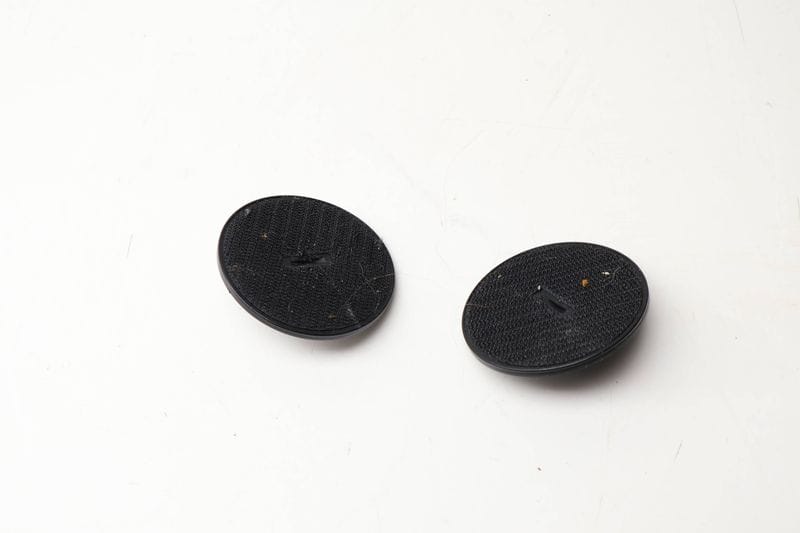 Carpet Floor Mat Fastener / Mount Set (2) 07149166609 — Used (SKU 628471)