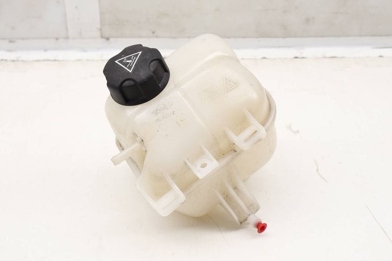 Coolant Reservoir / Tank / Bottle 17137823626 — Used (SKU 612730)