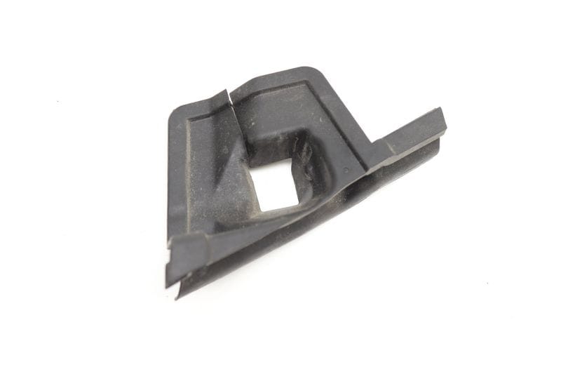 Door Hinge Cover (UPPER) 51417363177 — Used (SKU 572274)