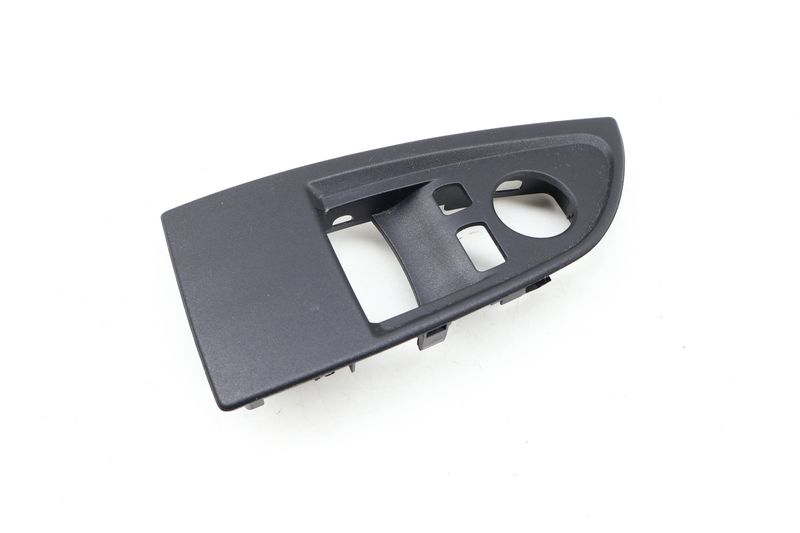 Door Master Window Stich Trim / Bezel 51417317569 — Used (SKU 628438)