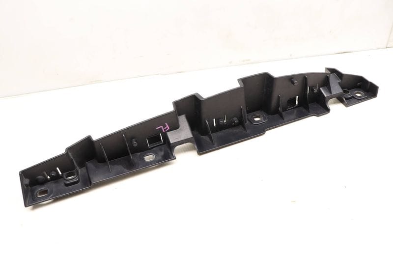 Fender Retaining Bracket 51657299183 — Used (SKU 519024)