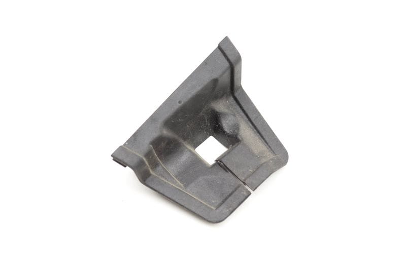 Door Hinge Cover (LOWER) 51417363176 — Used (SKU 572275)