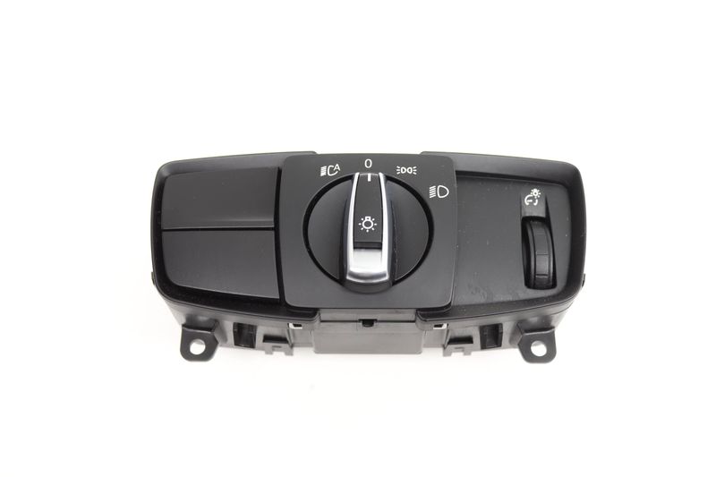 Headlight Switch / Dial 61319311719 — Used (SKU 572171)