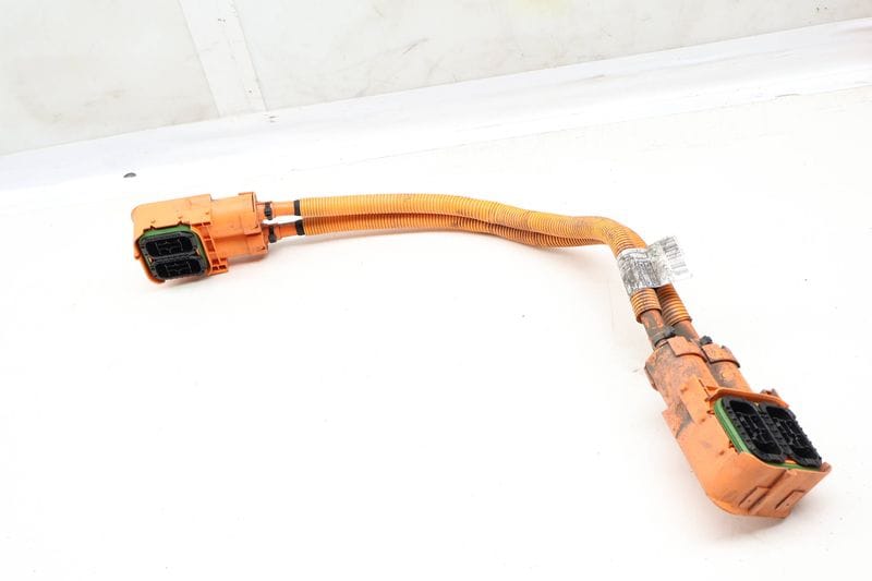 HV / Battery Cable For DC Motor 12437647014 — Used (SKU 628559)