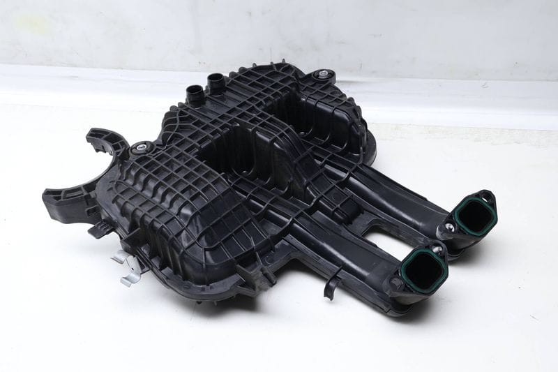 Intake Manifold 11618530103 — Used (SKU 628312)