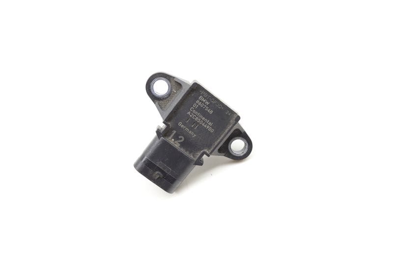 Intake Manifold Pressure Sensor 13628607548 — Used (SKU 572257)