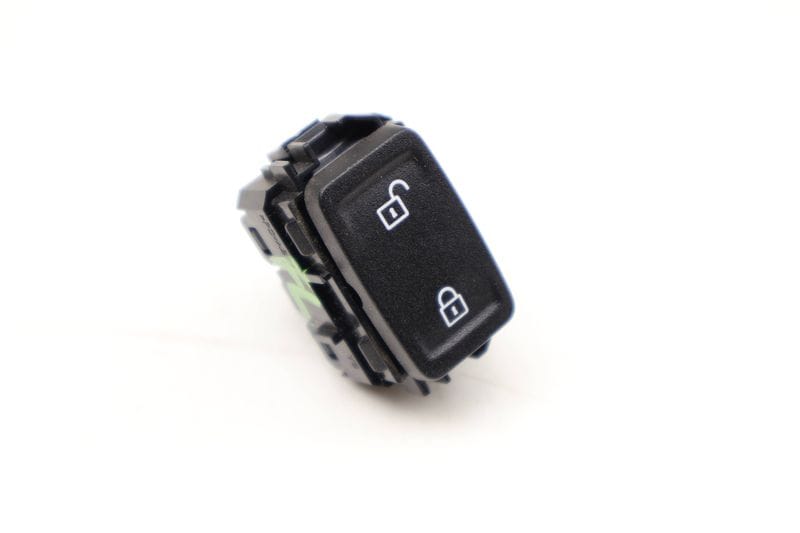 Door Lock / Unlock Switch Button 61319248210 — Used (SKU 612421)