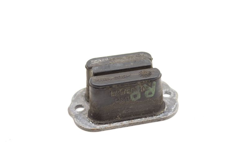 Engine Mount Rubber Buffer 22116852018 — Used (SKU 572309)