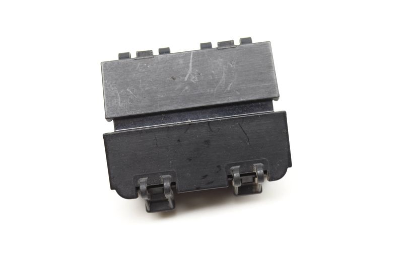 Plug-IN Connection Bracket 61139301762 — Used (SKU 572305)