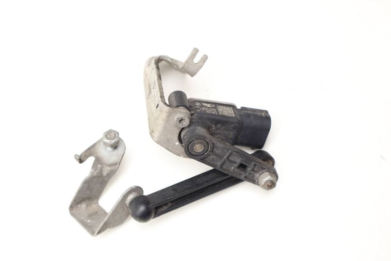 Headlight Leveling Sensor 37146855668 — Used (SKU 612613)