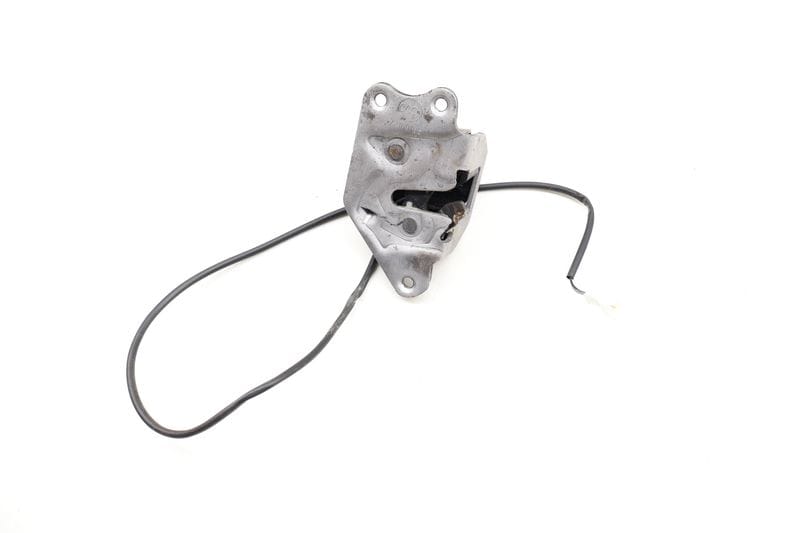 Lower Door Latch / Lock 51227291031 — Used (SKU 612374)