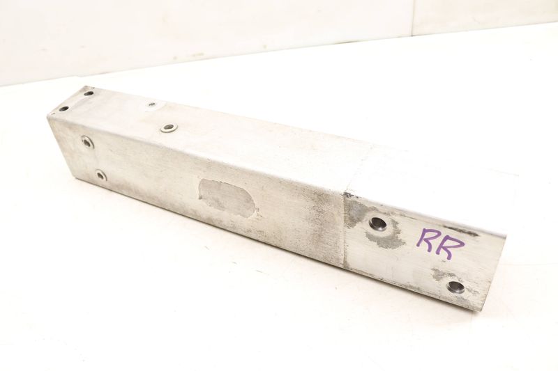 Bumper Reinforcement Bar / Bracket 51127375468 — Used (SKU 519064)