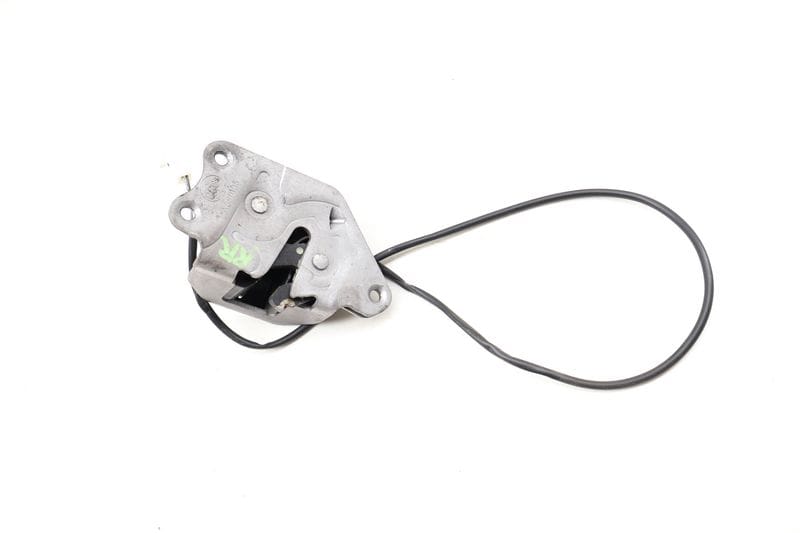 Lower Door Latch / Lock 51227291032 — Used (SKU 612375)