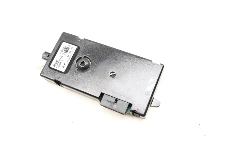 Antenna Booster / Amplifier (AM/FM) 65209231178 — Used (SKU 514275)
