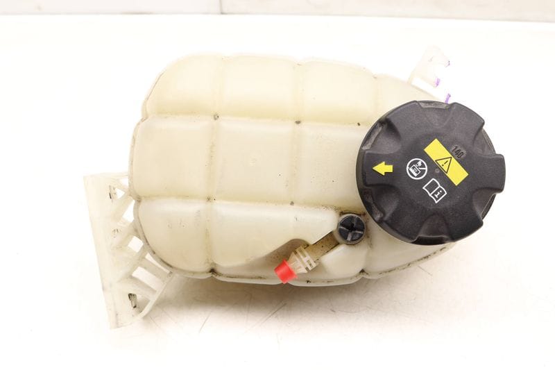 Coolant Reservoir / Tank / Bottle 17137609468 — Used (SKU 514227)