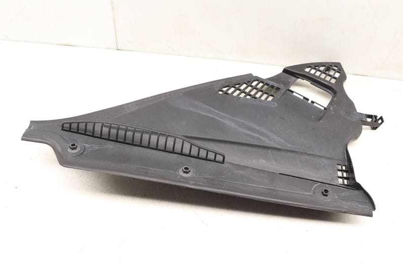 Firewall Engine Bay / Windshield Cowl Cover 64319206483 — Used (SKU 514176)