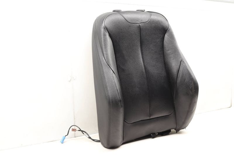 Upper Sport Seat Backrest Cushion Assembly (LEATHER) 52107319589 — Used (SKU 513911)