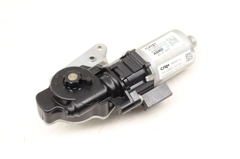 Front Tilt Seat Motor w/ Transmission 52107325524 — Used (SKU 514037)