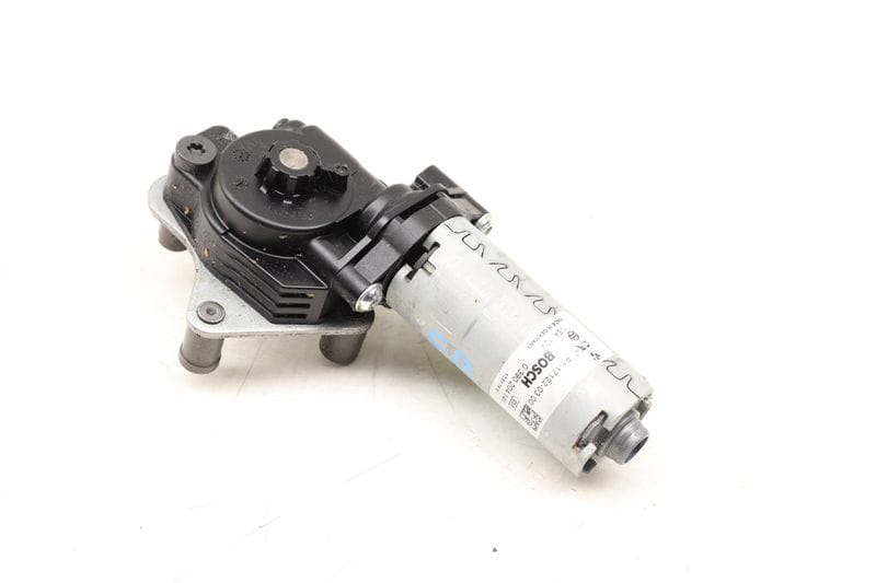 Rear Tilt / Height Seat Motor w/ Transmission 52107328697 — Used (SKU 514039)
