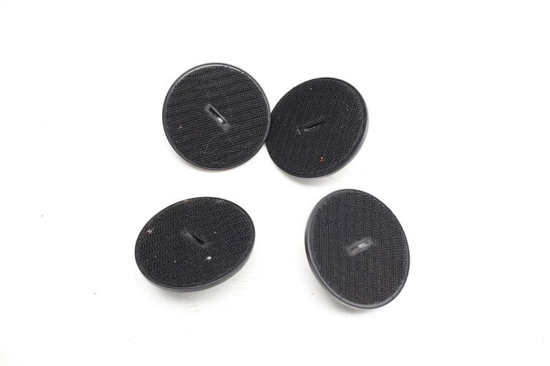 Carpet Floor Mat Fastener / Mount Set (4) 07149166609 — Used (SKU 715531)