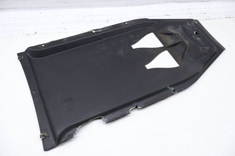 Center Skid Plate / Underbody Shield 51757905274 — Used (SKU 716106)