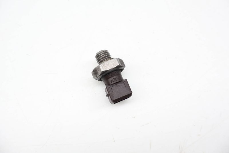 Engine Oil Pressure Switch / Sensor 12618611273 — Used (SKU 715686)