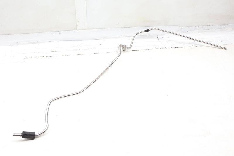 Fuel Feed Line / Pipe (SUPPLY) 16122284753 — Used (SKU 715928)