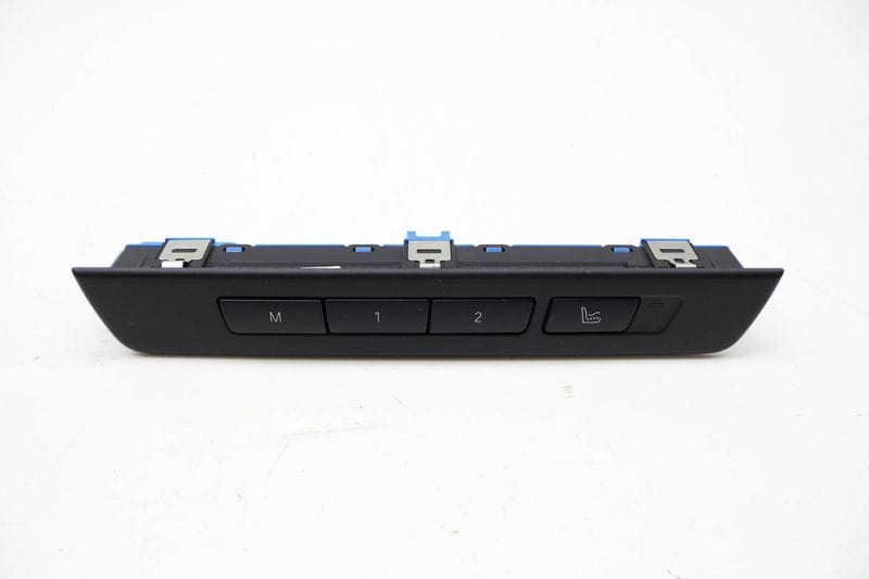 Seat Memory Control Switch 61319215818 — Used (SKU 715520)