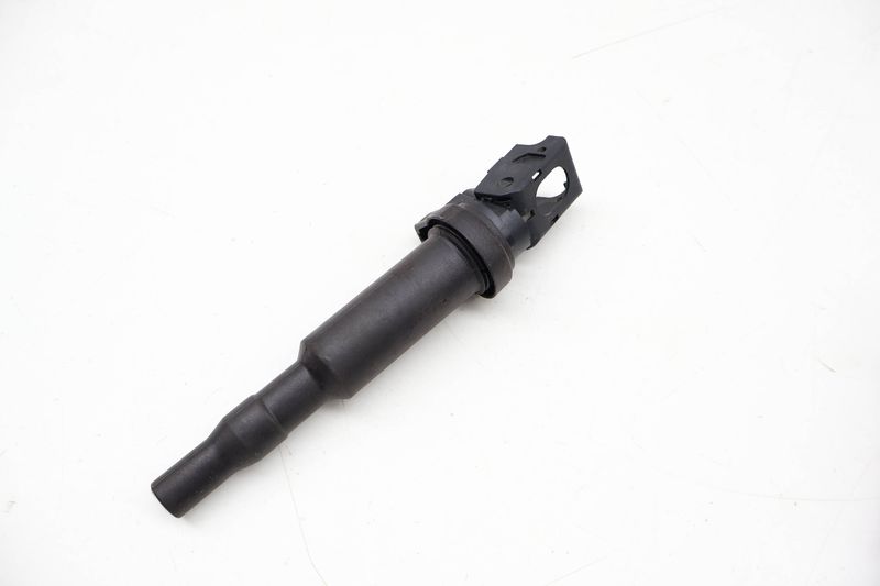 Ignition Coil / Pack 12138647689 — Used (SKU 715634)