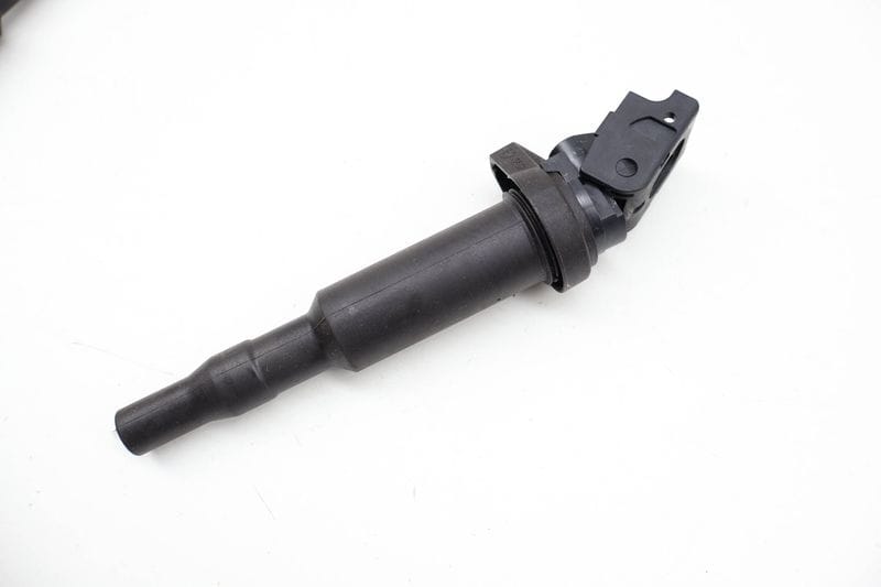 Ignition Coil / Pack 12138647689 — Used (SKU 715638)