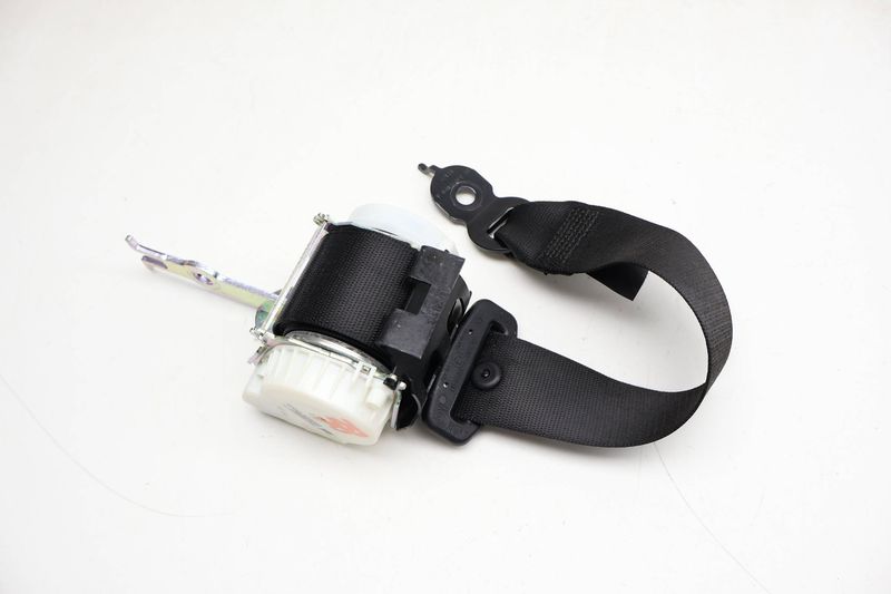 Seat Belt Retractor 72119163245 — Used (SKU 715746)
