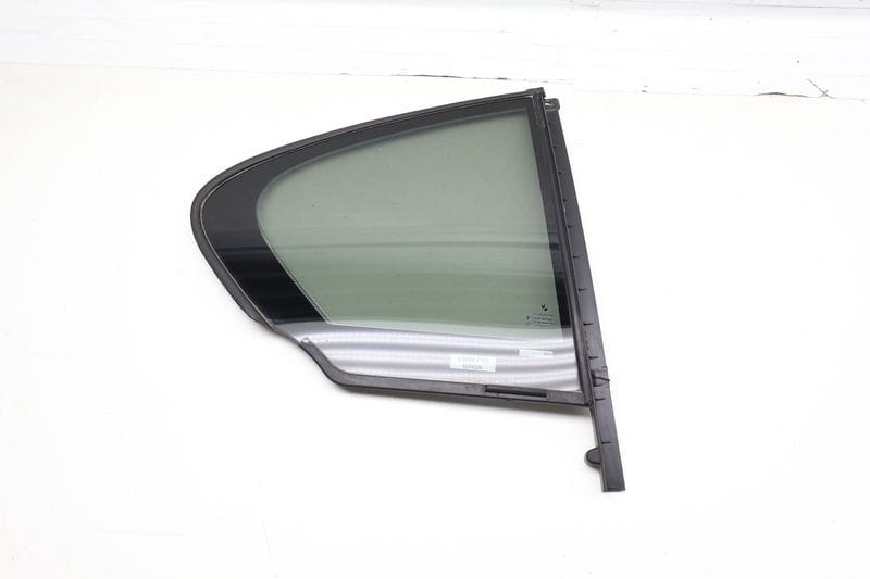 Quarter Window Glass 51357311246 — Used (SKU 715570)
