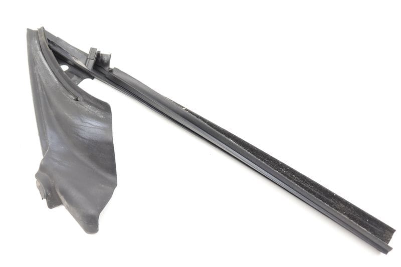 Inner Door Gasket / Window Seal 51337217492 — Used (SKU 560763)