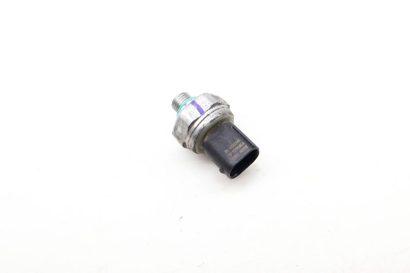 AC Pressure Sensor / Switch 64539181464 — Used (SKU 638460)