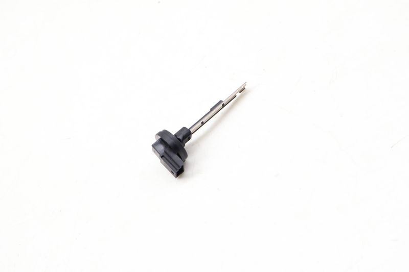 Climate Control Temp Sensor 64226929095 — Used (SKU 638241)