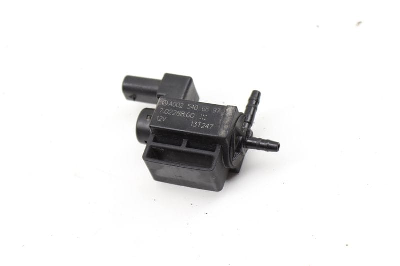 Intake Change-Over Vacuum Valve 0025406897 — Used (SKU 568003)