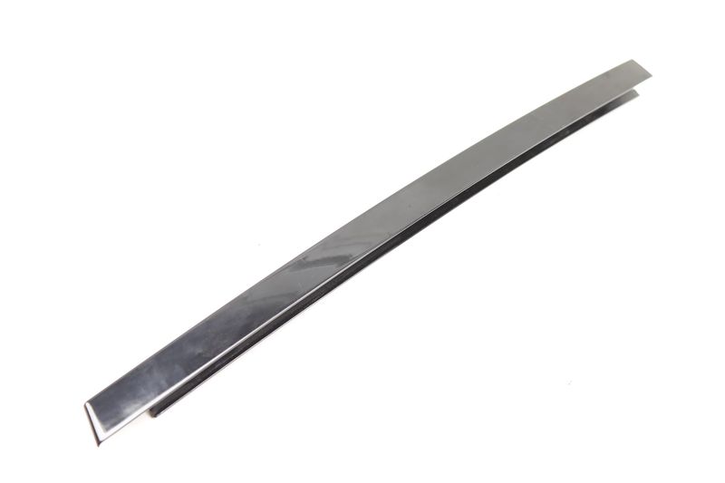 Exterior Door Window Divider / Trim 2047300919 — Used (SKU 567825)