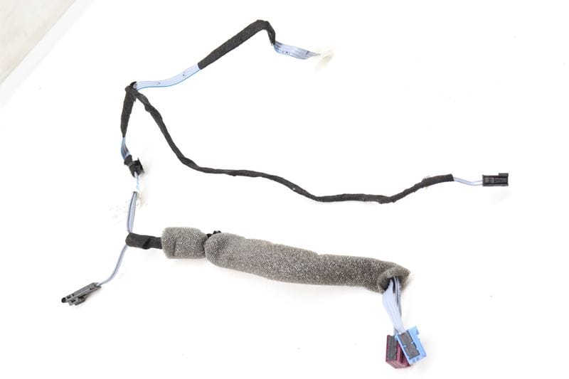 Door Panel Wire / Wiring Harness 2045402710 — Used (SKU 568061)