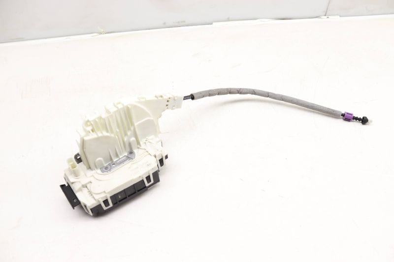 Door Latch / Lock Actuator 2047303035 — Used (SKU 474248)