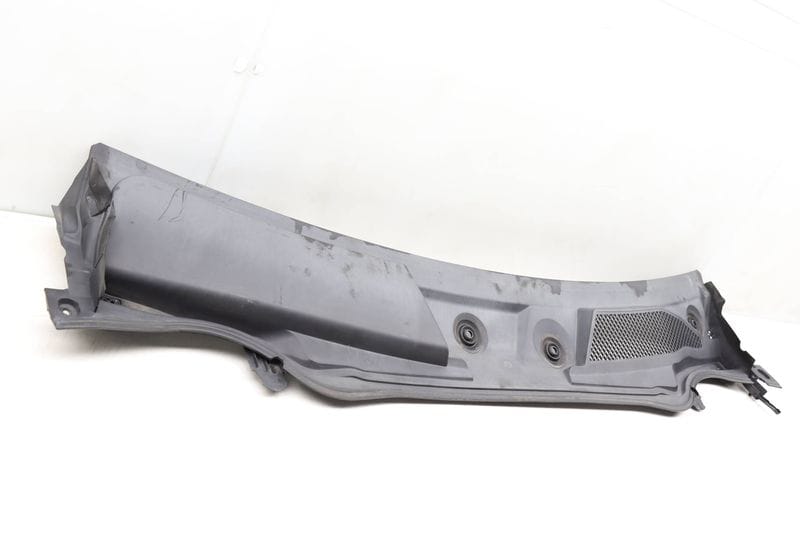 Windshield Cowl / Rain Tray 1768300013 — Used (SKU 474123)