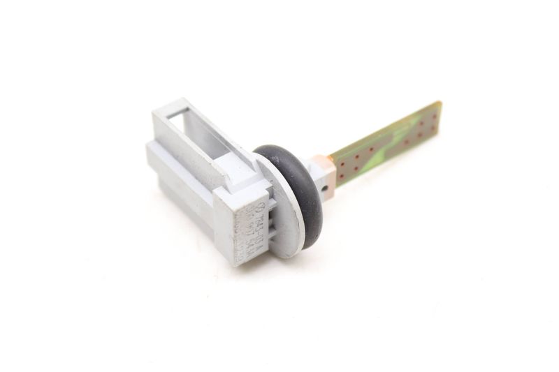Air Temperature Sensor 3D0907543A — Used (SKU 475092)