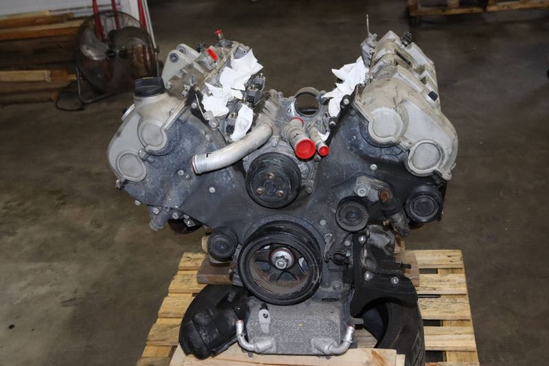 Engine Long Block Assembly 94810090364 — Used (SKU 586425)
