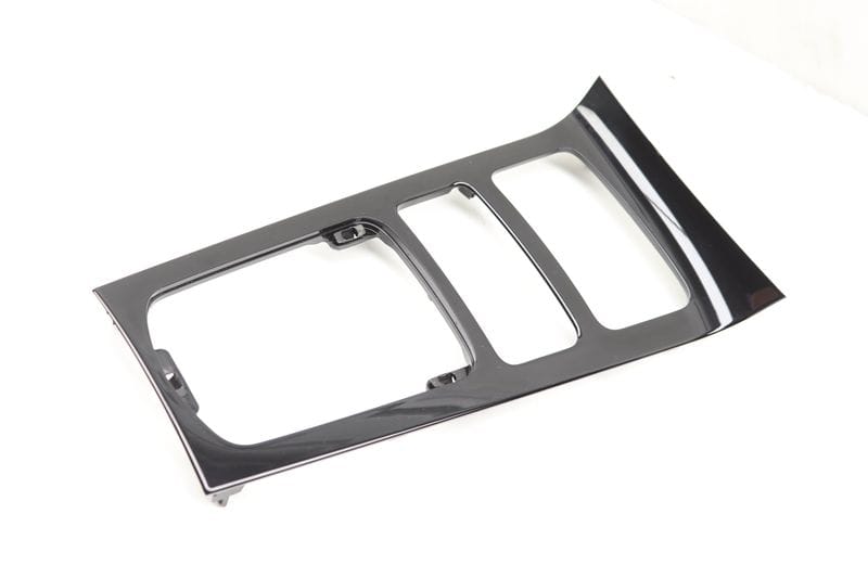 Center Console Trim Panel 7P5863324F — Used (SKU 586247)