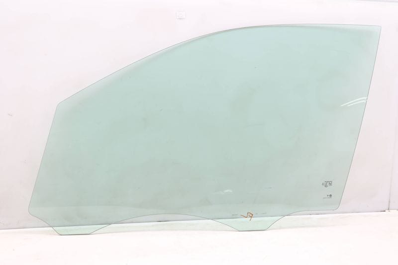 Door Window Glass 7P5845021B — Used (SKU 475135)