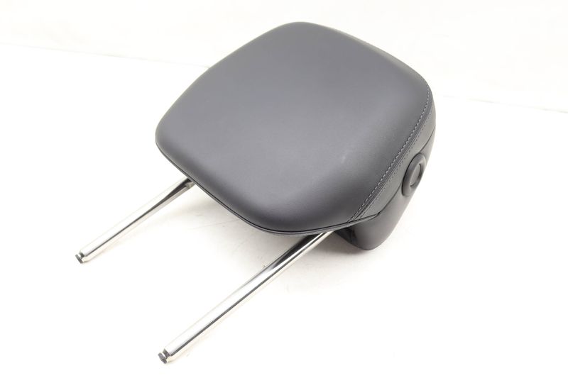 Seat Headrest / Head Rest 7P5881901P — Used (SKU 475118)